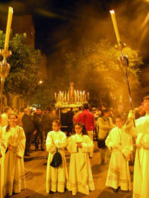 Pio XII y Begoña con la fe de la Milagrosa Sevillana.