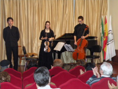 Concierto de violín, violonchelo y piano, por el Trío Anira en el Ateneo Sevillano