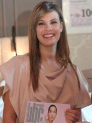 Jessica Bueno, madrina de una revista de bodas