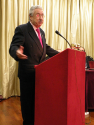 El cofrade Gabriel Solís Carvajal, pronuncio en el Ateneo Sevillano, el pregón de la Siete Palabras.