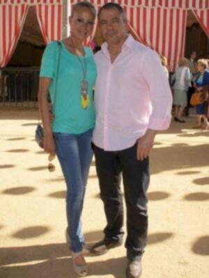 Numerosos personajes conocidos en Feria de Sevilla 2012