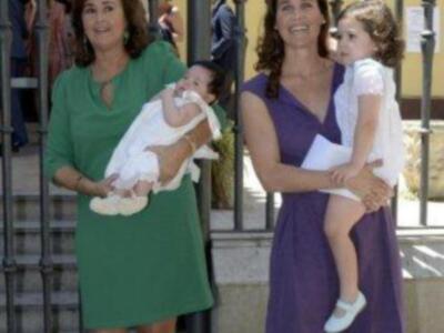 Bautizo de Manuela, nieta de Carmen Tello