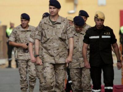 El príncipe Felipe en la base de Morón en una exhibición operativa de la UME