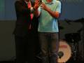 Entrega de premio en un evento deportivo.