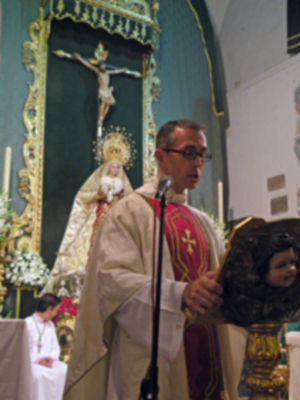 Provincia. Antonio Rendón.Solemne Función conmemorativa del XLI Aniversario de la Coronación Canoníca de la Virgen de las Angustias de Alcalá del Río.