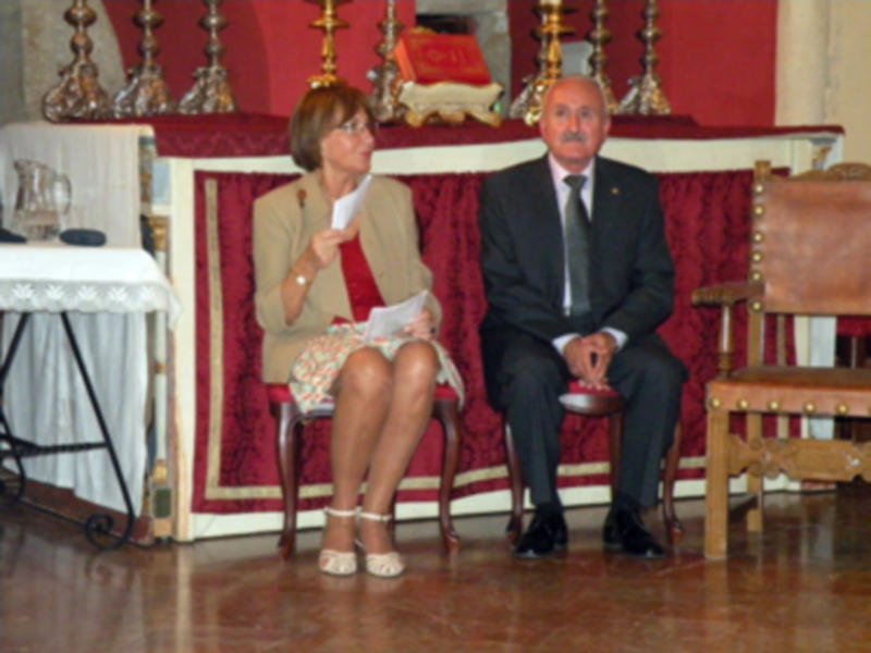 Provincia.El Profesor e Historiador D. Manuel Morales Morales, pronuncio una disertación, sobre el canto de la Sentencia de Pilatos en la Hermandad de Jesús Nazareno de Alcalá del Río.