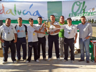 El Club de Bolos de Cazorla destaca en el regional por equipos de bolo andaluz.