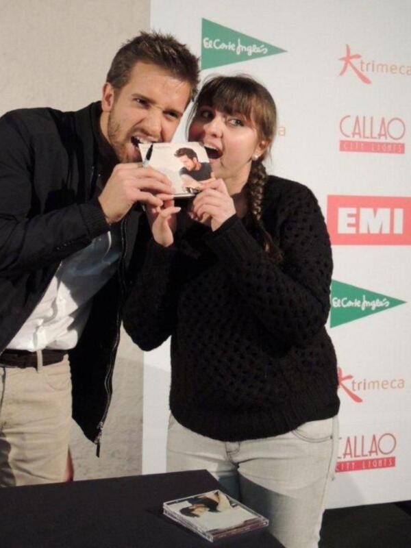 Pablo Alborán firma su nuevo disco en Callao City Lights
