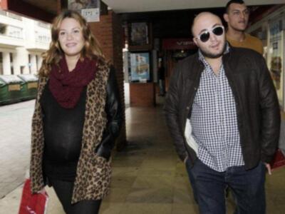 Kiko Rivera y Jessica Bueno salen de la clinica tras ser  padres  