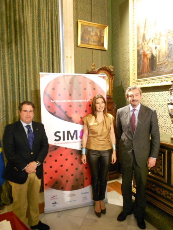 El salón internacional de moda flamenca, SIMOF, abre sus puertas con 20 pasarelas, 19 diseñadores profesionales y 10 noveles