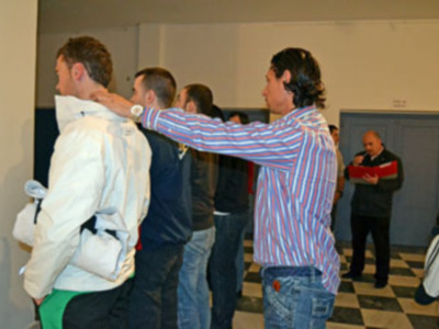 La cuadrilla del paso del Nazareno de Alcalá del Río hizo su último ensayo.