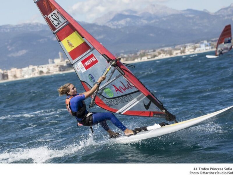 Blanca Manchón ya pisa podio en la bahía de Palma 