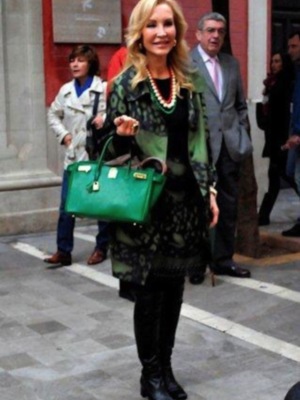 Carmen Lomana en la Semana Santa sevillana