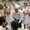 Clínic en el Club Náutico Sevilla del seleccionador español femenino de baloncesto, Lucas Mondelo