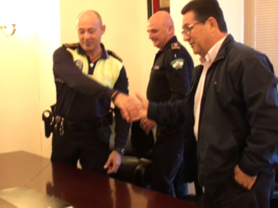 Toma posesión un nuevo policía local que prestará sus servicios en Chipiona en comisión de servicio 