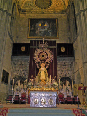 Sevilla. La Esperanza Macarena en el altar del Jubileo de la catedral hispalense para celebrar sus cultos extraordinario