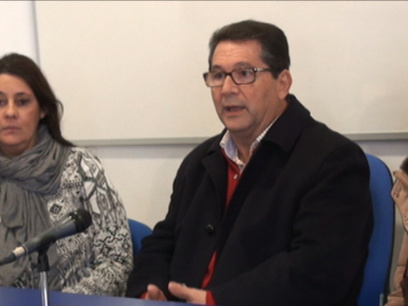 Antonio Peña inaugura un nuevo curso de seis meses sobre operaciones básicas de cocina(Chipiona) 