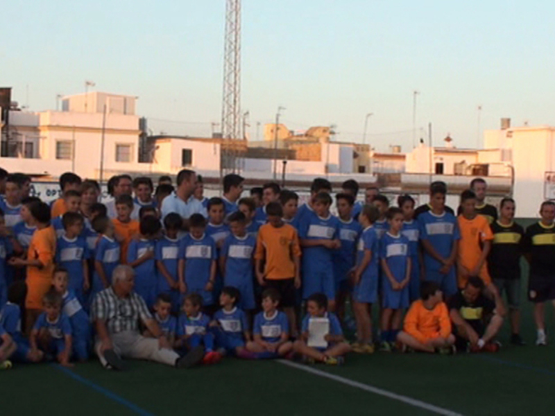 El Chipiona Club de Fútbol clausura la temporada de sus diez equipos