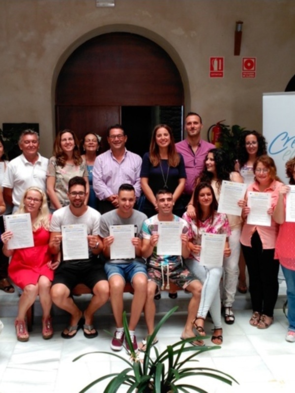17 vecinos de Chipiona superan su formación en Cocina en el marco del plan Crece Empleo de Diputación