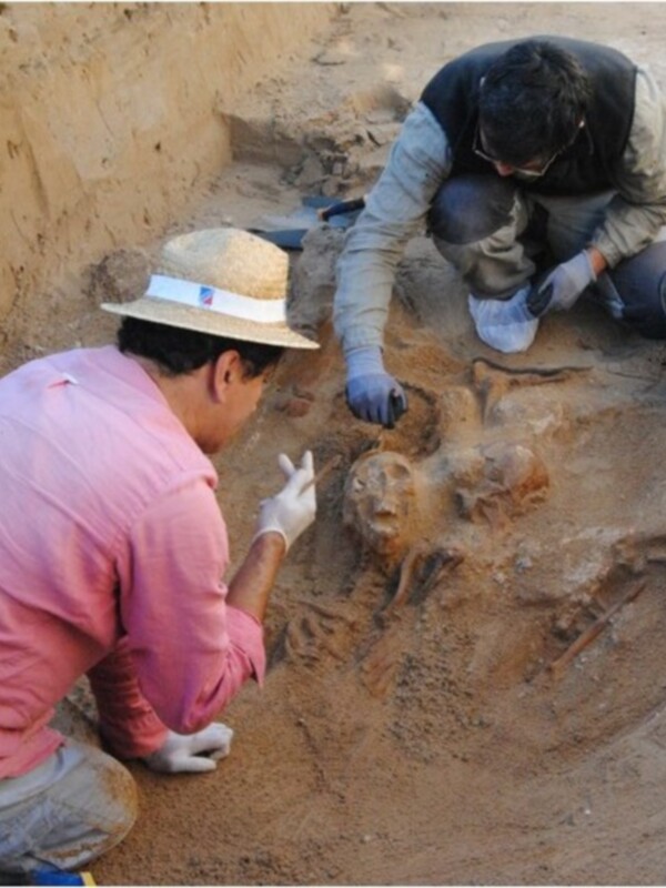 La exhumación de la fosa de Puerto Real avanza con una segunda fase 