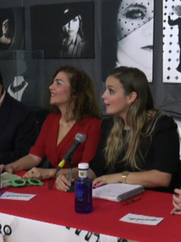 Ana Gamero presenta su primera obra literaria, El cuaderno de los puedo
