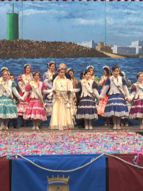 Un sorteo en cada colegio elige las damas infantiles del Carnaval 2016(Chipiona)