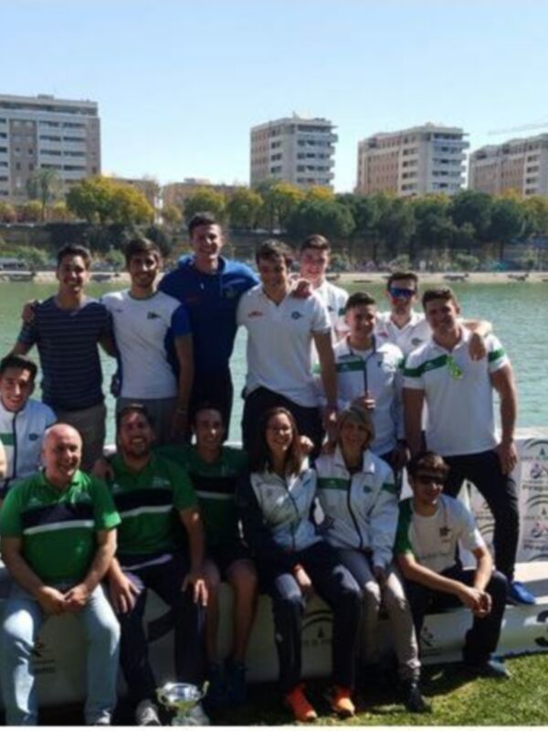 El Club Náutico Sevilla, campeón de España de invierno de piragüismo