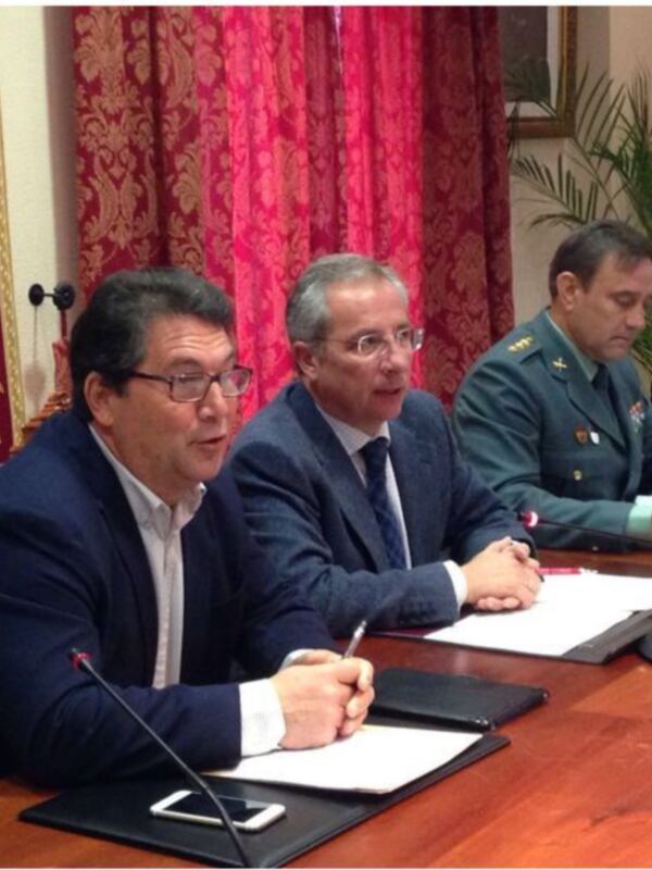 El Subdelegado del Gobierno coordina con el Ayuntamiento los  dispositivos el Mundial de Motociclismo y el Festival Al Rumbo 