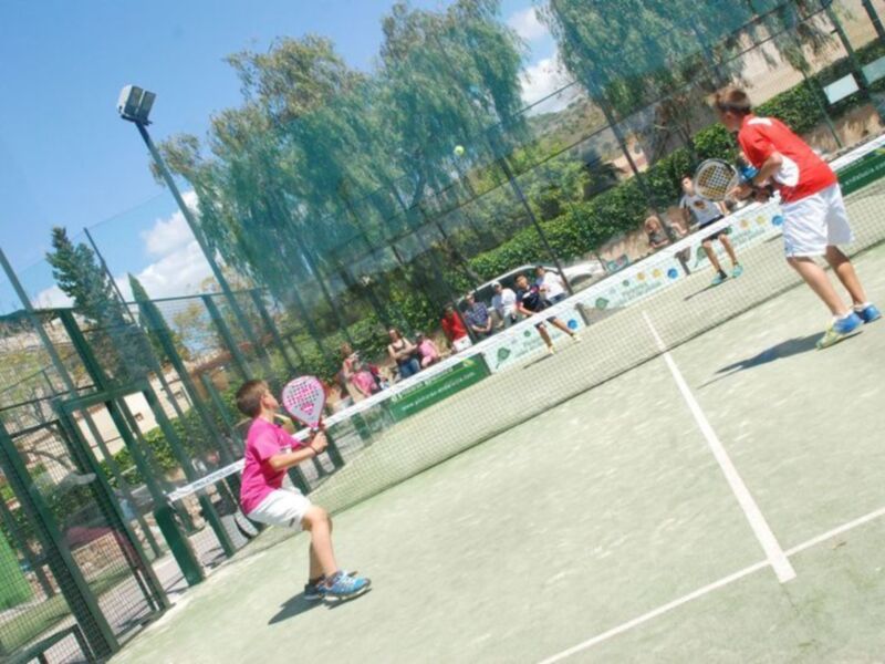 Las coronas provinciales de pádel 2016, en juego