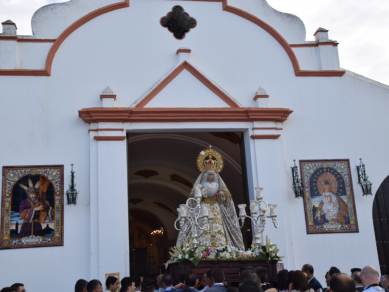 Rosario de la Aurora de la Virgen de los Dolores de Moguer (Huelva)