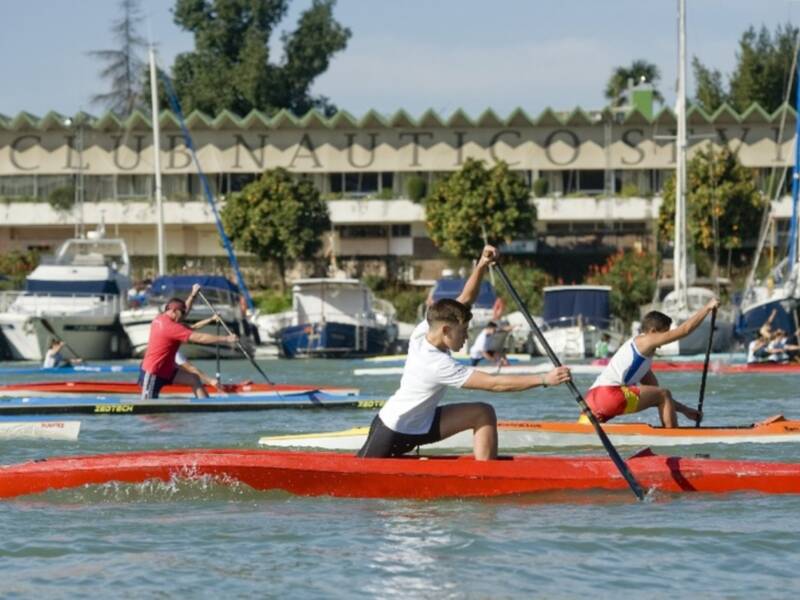 El Náutico, sede del XIII Trofeo Interclubes de Sevilla de piragüismo