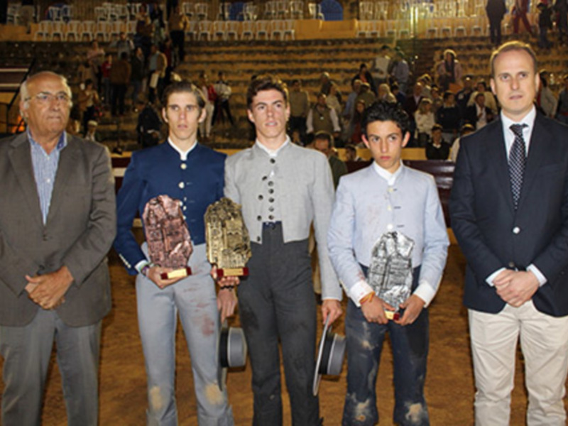 Francisco Fernández de la Escuela Taurina Miguel Mateo “Miguelín” de Algeciras, ganador del XXI Certamen de Becerradas en clase práctica