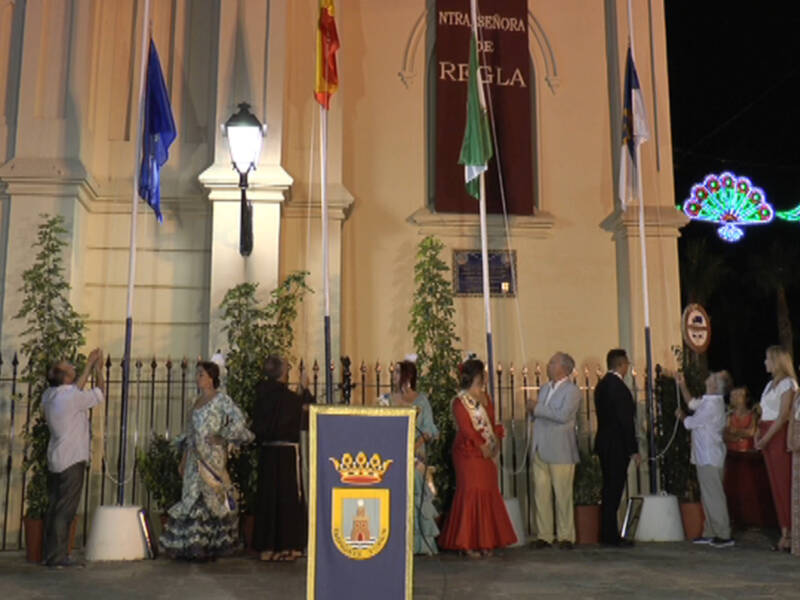 Animación en la noche inaugural de las fiestas patronales de Nuestra Señora de Regla