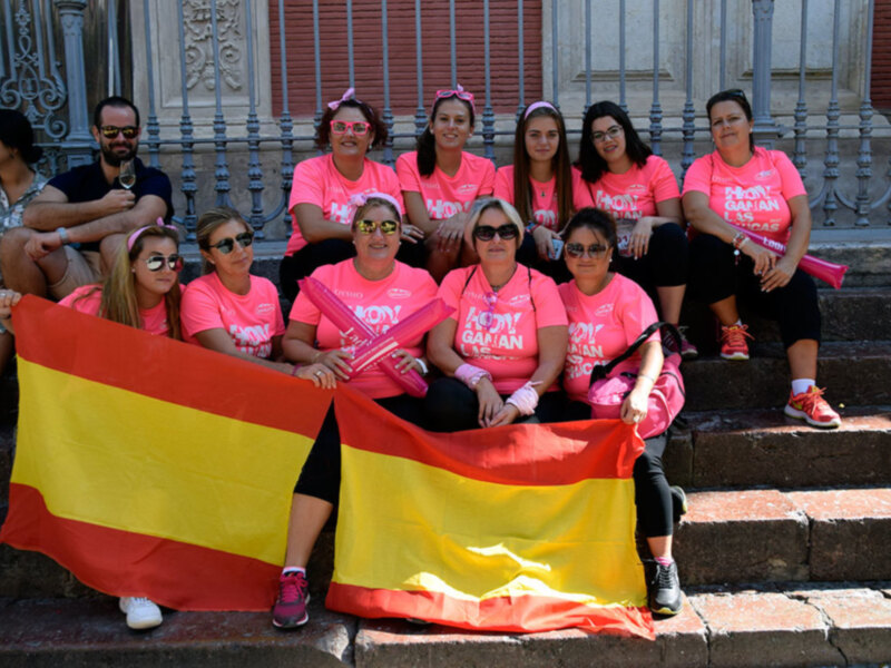 14000 mujeres dejan de correr en la carrera contra el cáncer por falta de autorización administrativa.