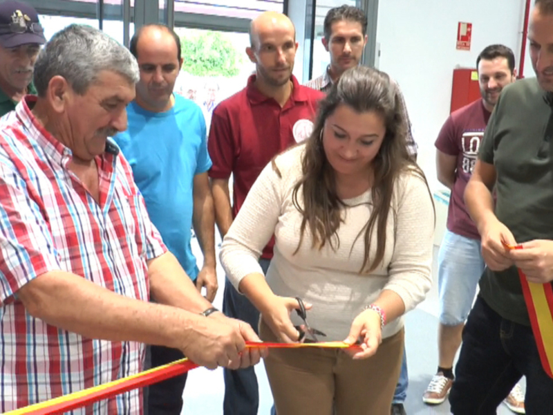 Más de 1650 pájaros se pueden ver hasta el domingo en el sexto Concurso-exposición ornitológico Ciudad de Chipiona
