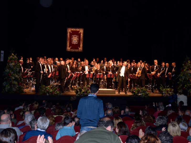 En el Teatro López de Vega se celebró un concierto de Navidad benéfico.