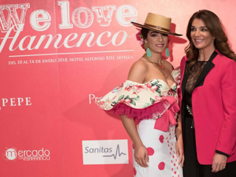Alma Cortés, la hija de Raquel Bollo, se estrenó en las pasarelas siendo ya mayor de edad