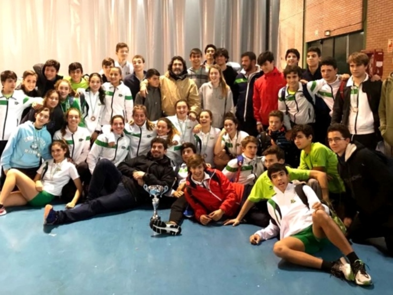 El Club Náutico domina los Juegos Deportivos Municipales de remo