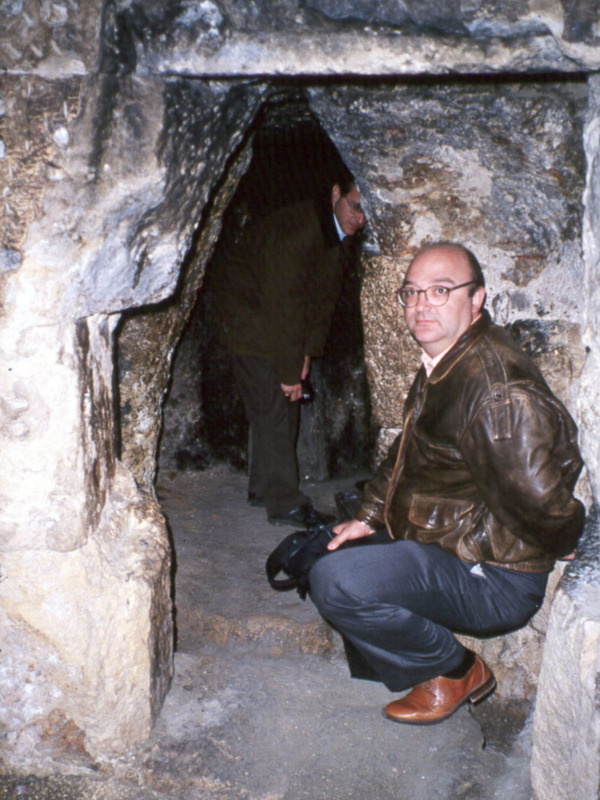 Visitamos la que pudo ser la tumba de Jesús.