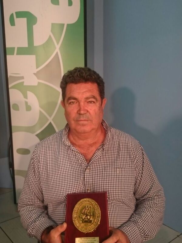 Eduardo Bueno agradece el reconocimiento de la Federación andaluza de vela destacando la importancia de la labor de equipo en el CAND