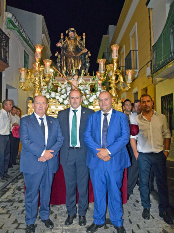 San Gregorio de Osset procesionó hasta su cede en la Real Ermita del mismo  nombre.