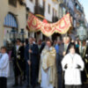 El Rvdo. Marcelino Manzano  Vílchez portó el Lignum Crucis en la procesión de Traslado