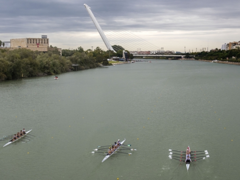 Segunda jornada de la Sevilla International Rowing Masters Regatta