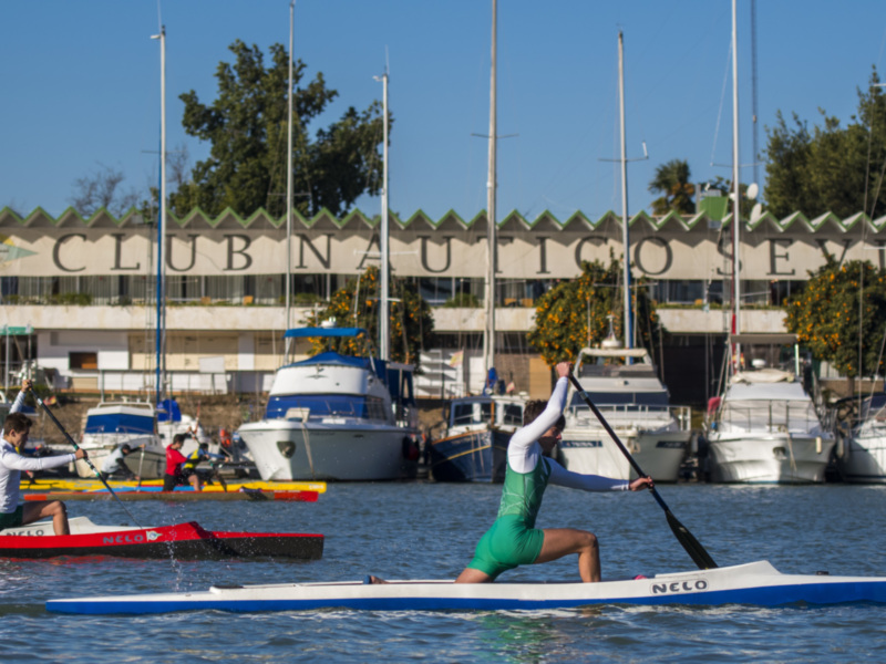 La XV Regata interclubes de piragüismo, para el Náutico