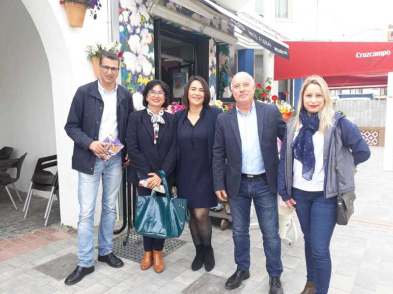 La número uno de Ciudadanos al Congreso apoya la candidatura de Manuel Rodríguez y dice que llevará a Las Cortes los problemas de la flor cortada