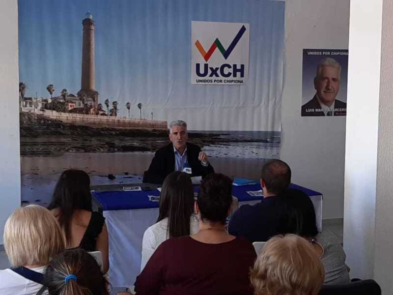 Unidos por Chipiona presenta los 17 proyectos de su programa electoral que se mostrarán en una exposición itinerante