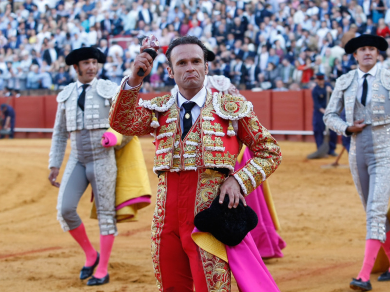 Pascual González recrea los pasos de Magallanes en la Primera Vuelta al Mundo en su nuevo trabajo musical 'Tierra'