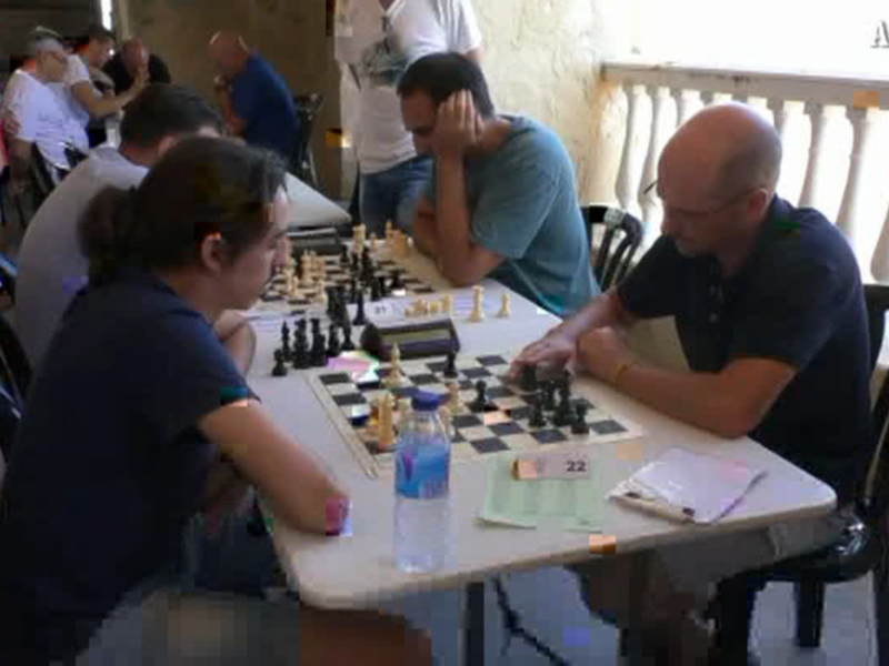 Casi 70 jugadores compiten desde hoy al domingo en Chipiona en el open de ajedrez con más ediciones continuadas en Andalucía