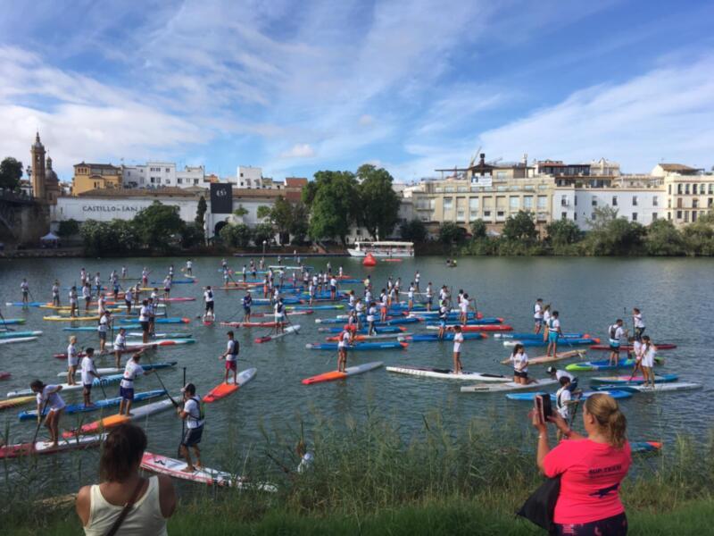 El Club Piragüismo Triana brilla en el III Sevilla SUP Festival