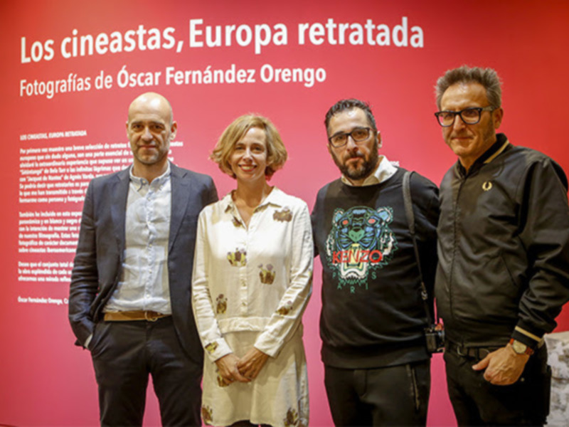 Acción Cultural Española y el Festival de Sevilla inauguran en Antiquarium la muestra ‘Los cineastas, Europa retratada’, de Óscar Fernández Orengo